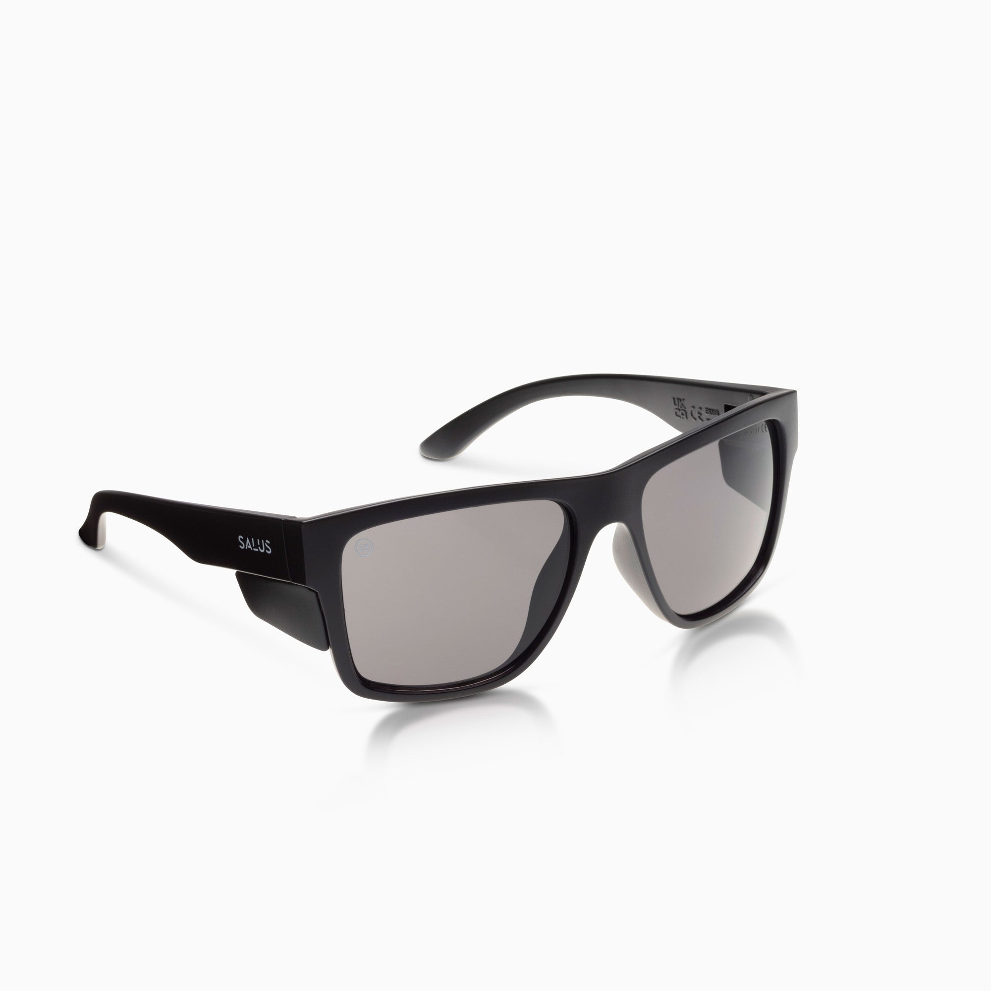 Nova - All Black Frame - Polarised Lens